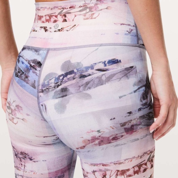 Lululemon Pant - Size 6 - Picture 2 of 13